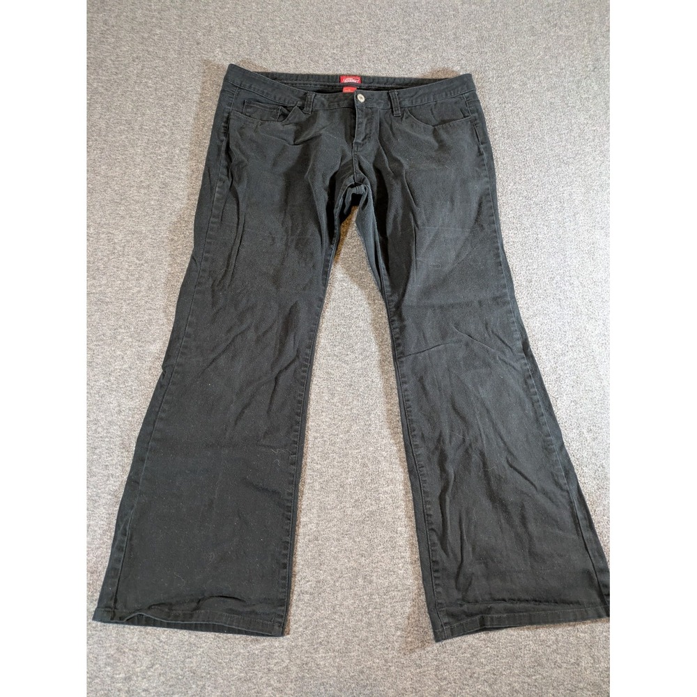 Dickie's Pants Women's Low Rise Bootcut Size 17 Black
